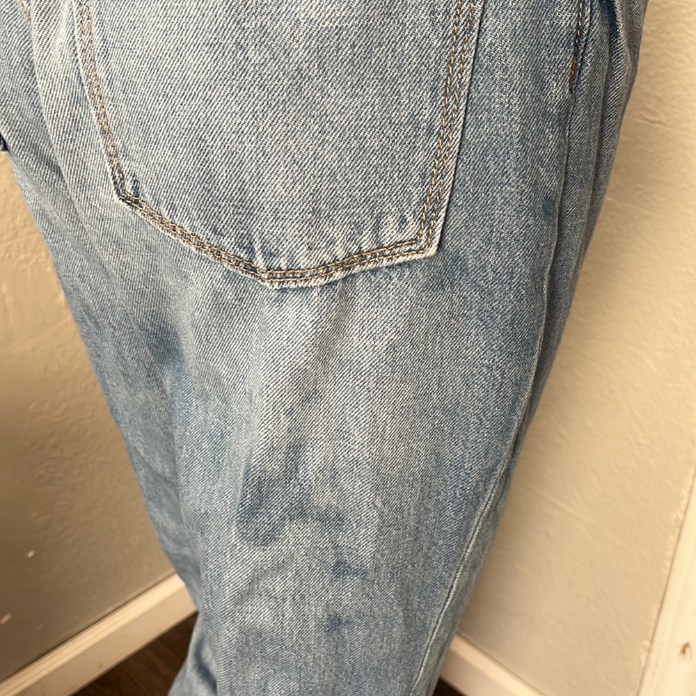 Old Navy High Rise Jeans - Picture 6 of 12
